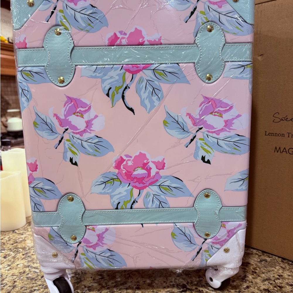 Sweet Honey girls suitcase, never been used, NIB Magnolia pattern, original box.